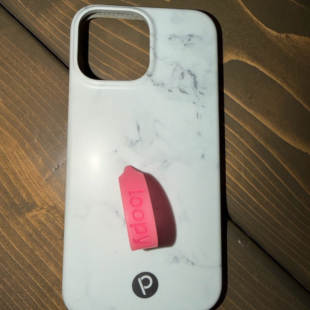 Loopy Case Marble Design with Pink Loop